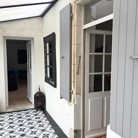 Apartmán ღ La Villa Couardaise - Spacieuse Avec Jardin